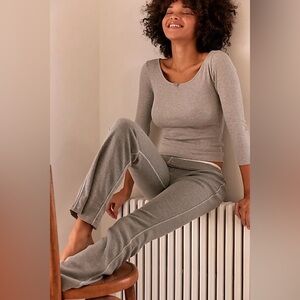 Free People Downtime Long Sleeve Ribbed Tee✨